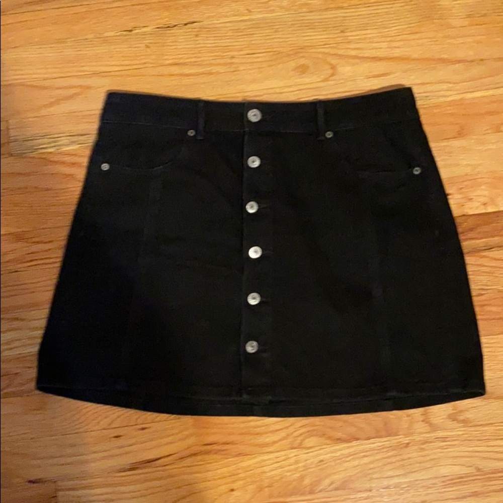 American Eagle black denim skirt